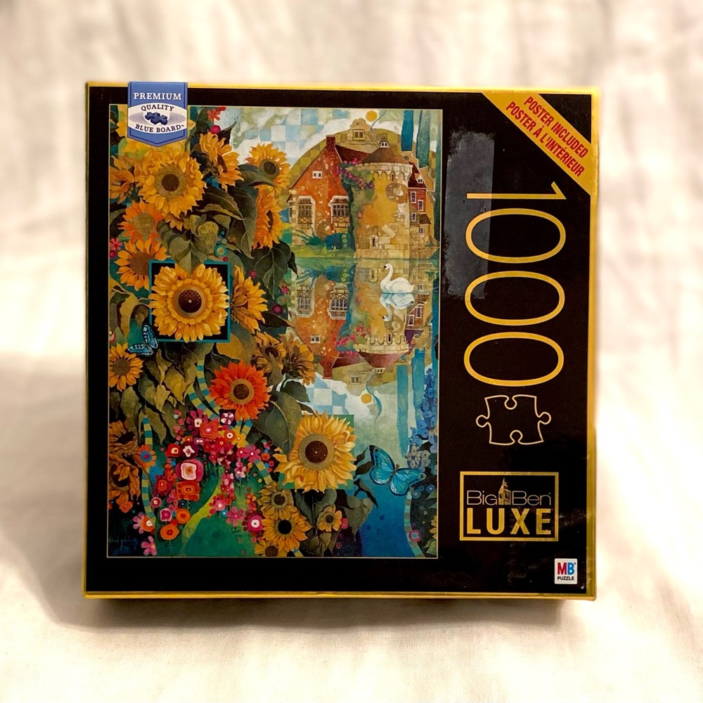1000-Piece Puzzle - Sunflower Floral Artwork (Black Box) - Klimt-like style NWOT